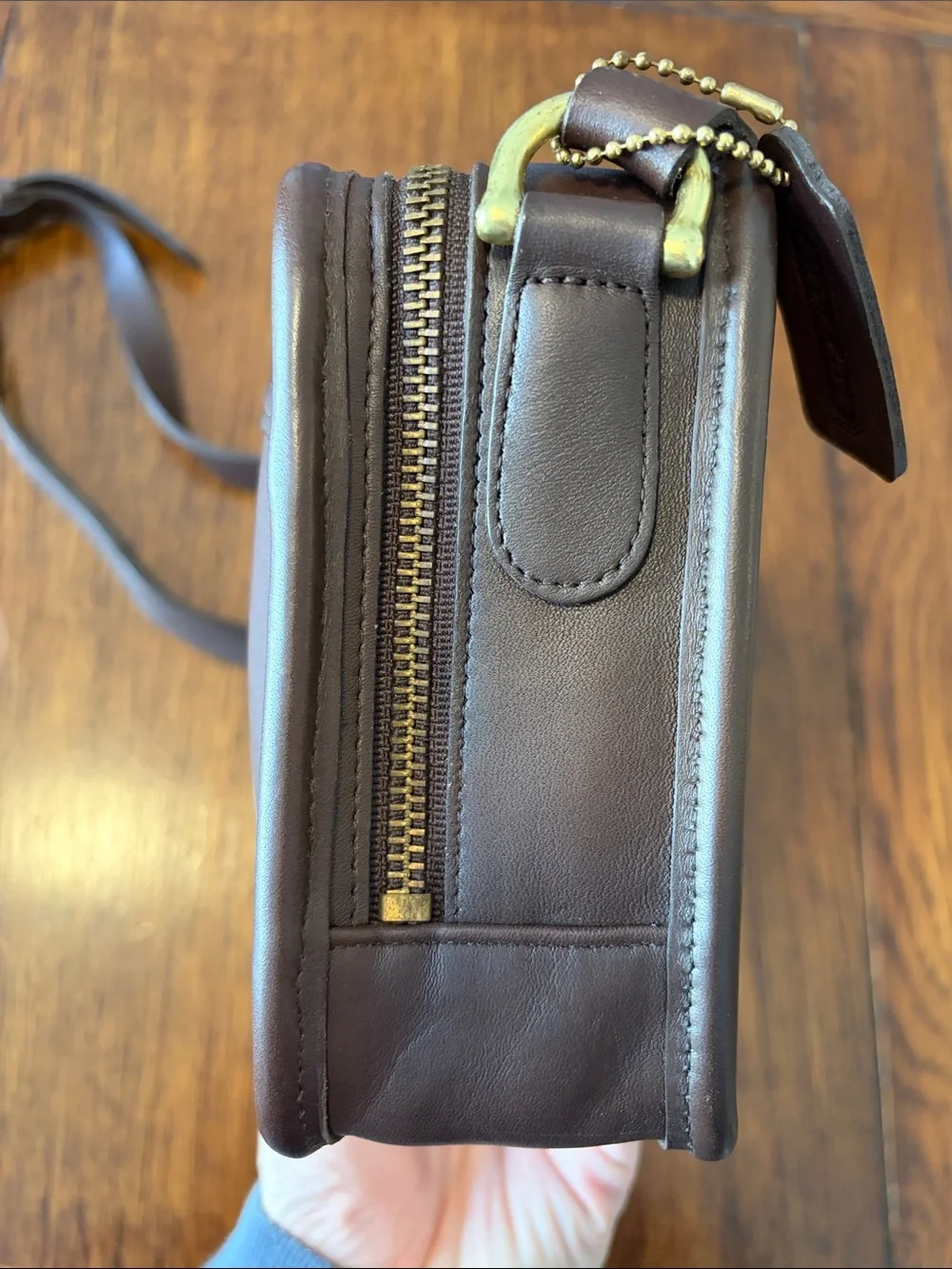Coach Vintage Multi compartment Dark Brown Leather Crossbody Zip Bag 90s